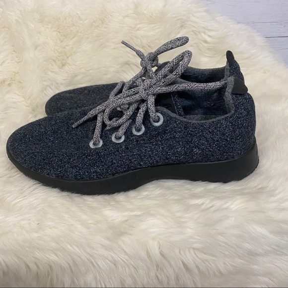 Allbirds - Picture 2 of 5